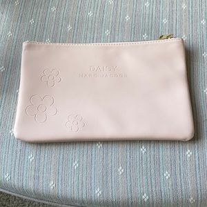 Cosmetic bag